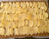 Foto del paso 9 de la receta: Tarta de manzana con base crujiente {sin azúcar} 🍏