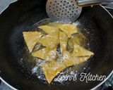 A picture of step 4 of Whole Wheat and Maize Flour Nachos with Cheese Dip.