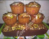 A picture of step 12 of Mawa cupcakes.
