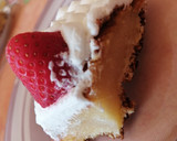 Foto del paso 8 de la receta: Bizcocho Chiffon de Limón Cubierto de nata y Fresas
