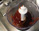 Une image de l'étape 2 de Marinade fruitée au soja, miel, tomate et épices.