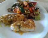 Foto del paso 5 de la receta: Filet de pescado con salsa de manteca dorada, ratatouille y crus