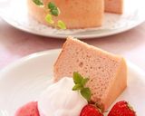 A picture of step 11 of Strawberry Chiffon Cake.