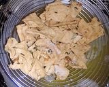 Foto langkah ke 5 dari resep Keripik Bawang Santan ~ Kue Bawang Santan.