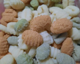 Foto del paso 1 de la receta: Ñoquis tricolor: cherry y hongos salteados