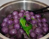 Foto langkah ke 3 dari resep Kolak Biji Salak Ubi Ungu Mudah.