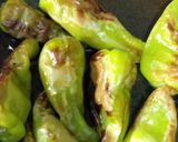 A picture of step 4 of Fry green chillies.