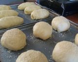 Foto langkah ke 6 dari resep Roti Empuk nan Lembut.