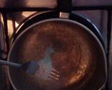A picture of step 1 of Homemade Noodle-Meat Samosa.