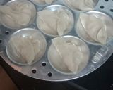 A picture of step 5 of Fried veggie momos....