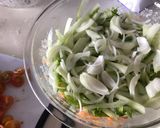 Foto del paso 1 de la receta: Ensalada con tomates cherry y uchuvas