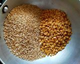 A picture of step 1 of Thooli.