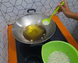 Foto langkah ke 5 dari resep Peyek Daun Jeruk Tanpa Santan #dapurelbeweek26.