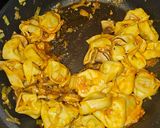 Foto del paso 5 de la receta Raviolis fresco de carne en salsa de puerro, champiñones y huevo de codorniz