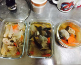 ［便當］剝皮辣椒蔬菜菇菇雞腿湯的食譜步驟9照片