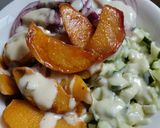 Foto del paso 8 de la receta: Ensalada🥗de duraznos🍑, pepino y cebolla morada🧅🍑🥙