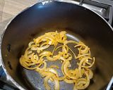A picture of step 1 of Malaysian chicken.