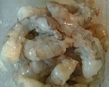 A picture of step 1 of Shrimp, Spam, and Pineapple Soup.