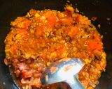 A picture of step 2 of Arrabbita sauce Pasta.