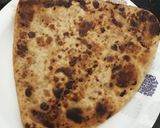 A picture of step 2 of Meetha paratha.