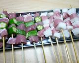 A picture of step 2 of Farmhouse-Style Okra and Onion Skewered Katsu.