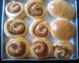 Foto langkah ke 4 dari resep Roti Gulung abon.
