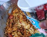Foto langkah ke 6 dari resep #45 Mie Goreng Hot Meletop.