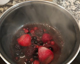Foto del paso 6 de la receta: Bizcocho fit con frosting de frutos rojos light