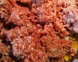 A picture of step 2 of Beef Pork and Beans.