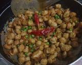 A picture of step 5 of Soya Chunks Pulao.