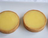 A picture of step 8 of Tart de Citron.