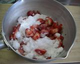 A picture of step 1 of Beginner-Friendly Easy Strawberry Jam.