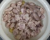 Foto langkah ke 2 dari resep Sup Ayam Hainan.