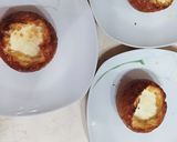 Zsemlében sült tojás recept fázis 7 fotója