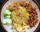 Cara Membuat Nasi Kuning Magic Com Bumbu Instan 3