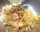 A picture of step 2 of Wasabi-Flavored Rice Balls with Tempura Crumbs, Sesame Salt, and Green Onions.