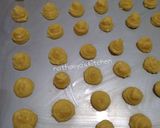 Foto langkah ke 3 dari resep Soes Kering Keju (no mixer, no spuit).