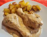 Foto del paso 10 de la receta: Muslitos de pollo con patatas y salsa de almendras
