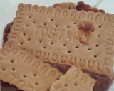 Foto del paso 2 de la receta: Postre ligero de yogur y galletas