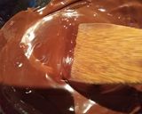 Csokitorta sütés nélkül recept fázis 2 fotója
