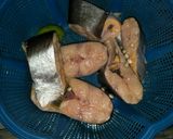 Foto langkah ke 2 dari resep Ikan patin kuah kuning.