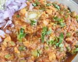 A picture of step 5 of Boiled egg Pav bhaji.