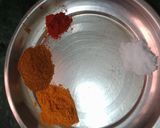 A picture of step 4 of Pindi rajma and jeera rice.