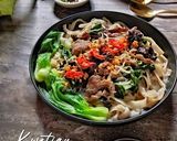 Foto langkah ke 8 dari resep Kwetiau Kuah Daging Jamur.