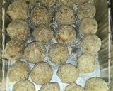 A picture of step 5 of ~Shamrok's~ Gobbler Balls (Thanksgiving Turkey/Stuffing Ball Apps).