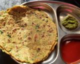 A picture of step 7 of Palak paratha (spinach paratha).