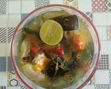Foto langkah ke 6 dari resep Ikan Patin Kuah Asam Khas Manado.
