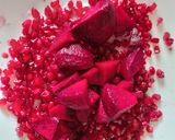 A picture of step 1 of Beetroot and pomegranate juice.