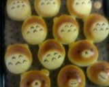 A picture of step 10 of Totoro Roll Bread.