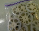 A picture of step 3 of Pickled Lotus Root.